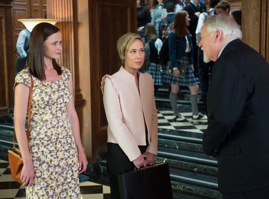 http://www.eonline.com/news/811259/everything-you-need-to-know-about-gilmore-girls-a-year-in-the-life-before-it-premieres-on-netflix http://www.eonline.com/news/811259/everything-you-need-to-know-about-gilmore-girls-a-year-in-the-life-before-it-premieres-on-netflix