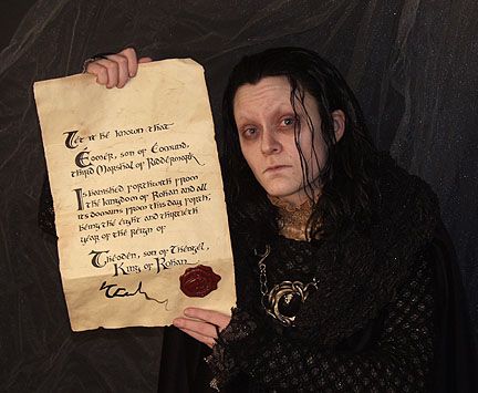 15 ‘Lord of the Rings’ Cosplayers That Will Make You Do A Double-Take 15 ‘Lord of the Rings’ Cosplayers That Will Make You Do A Double-Take