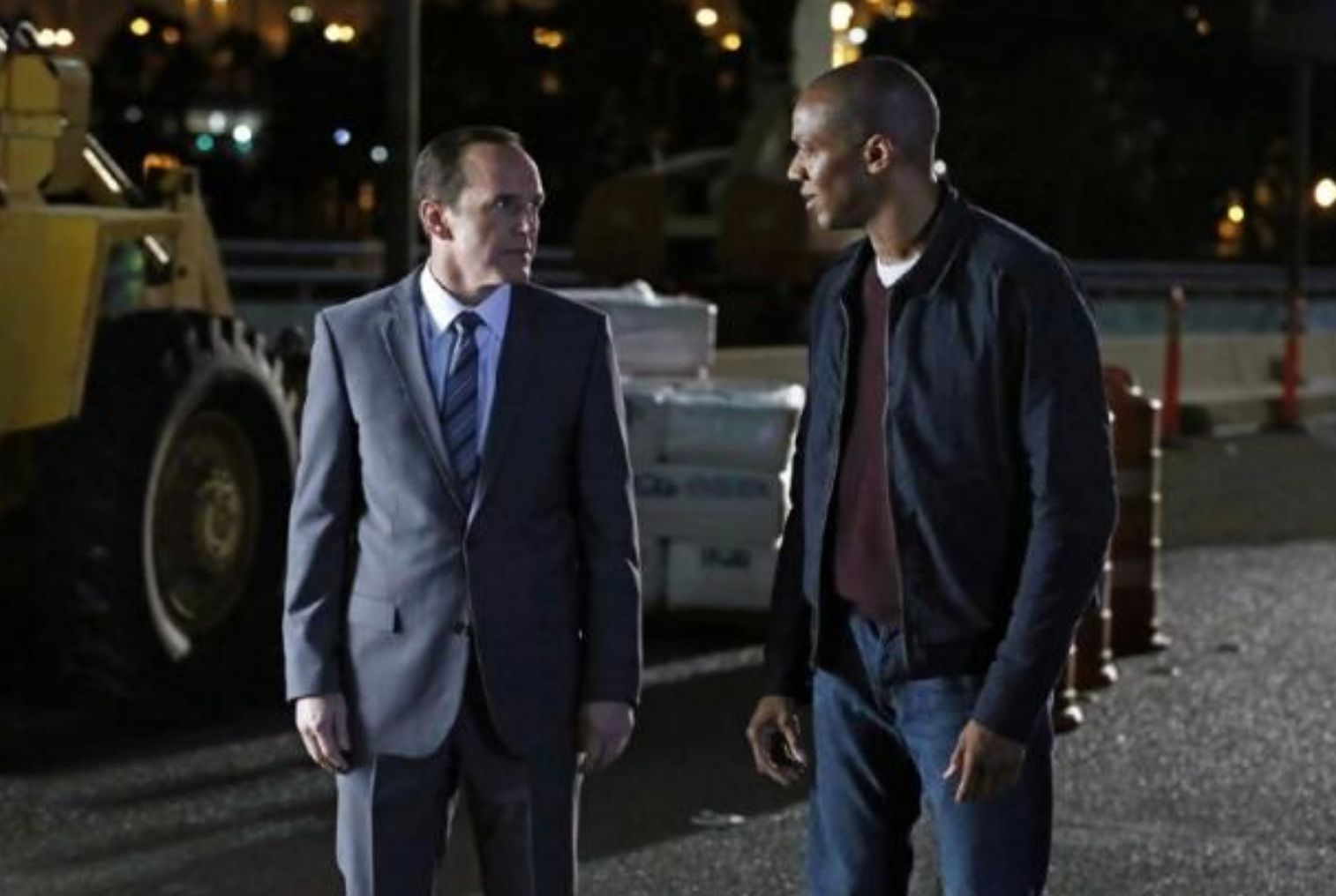 Coulson And Mike Participate In A Hostage Trade In Agents Of SHIELD S1E10 The Bridge