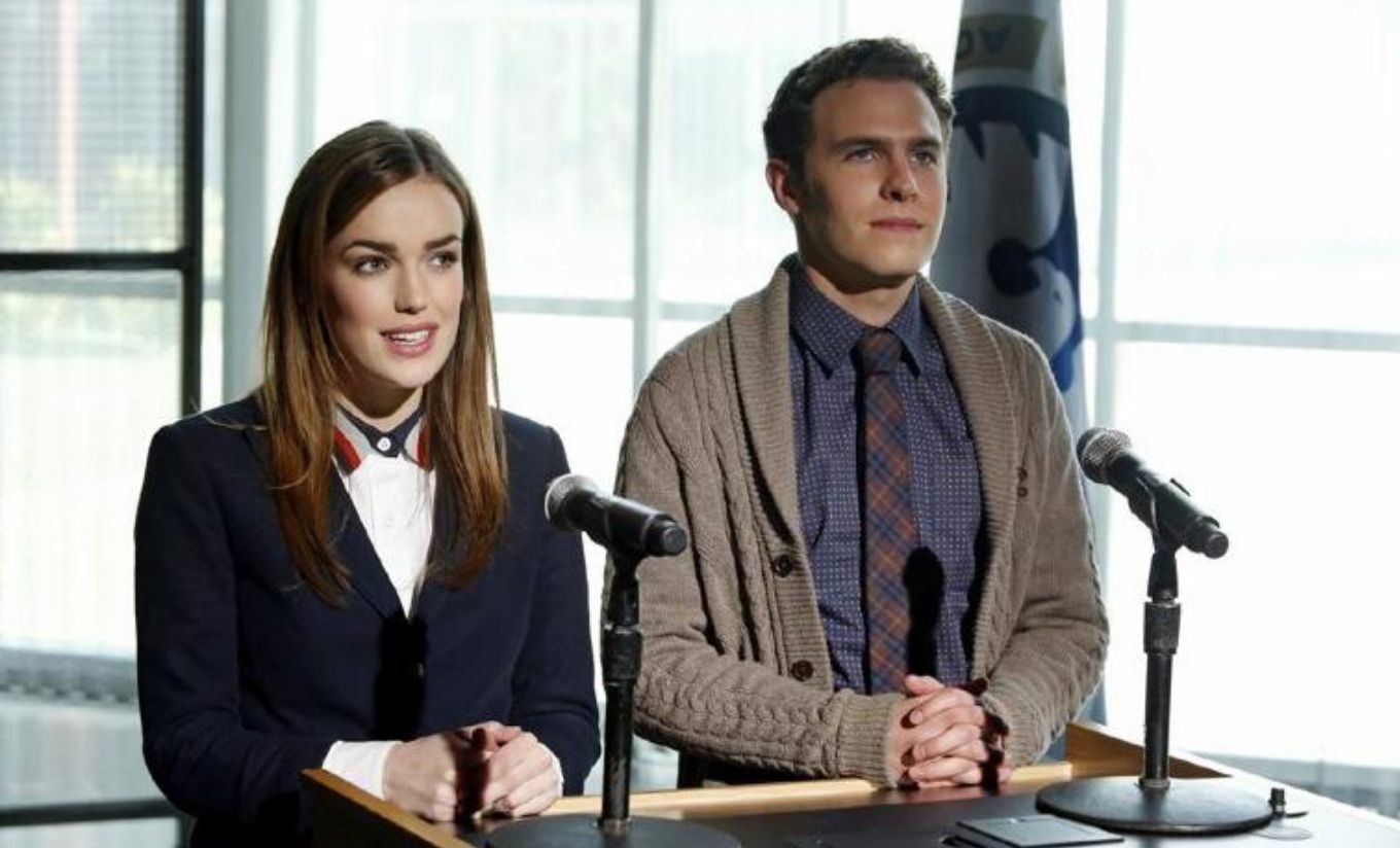 Fitz And Simmon Speak At The Academy In Agents Of SHIELD S1E12 Seeds