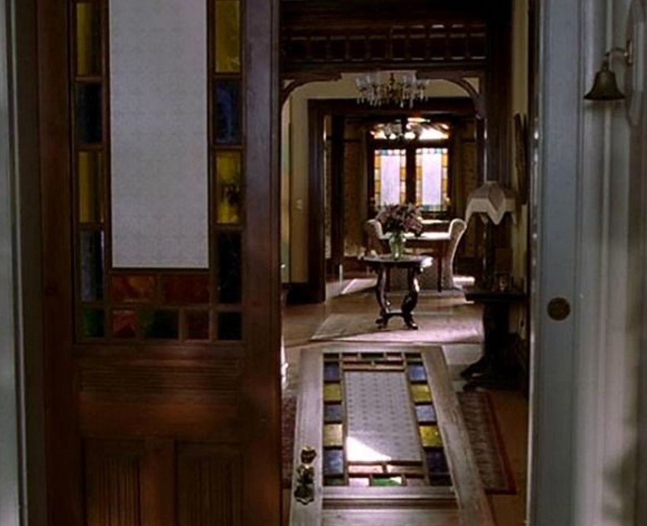 Inside Halliwell Manor In Charmed