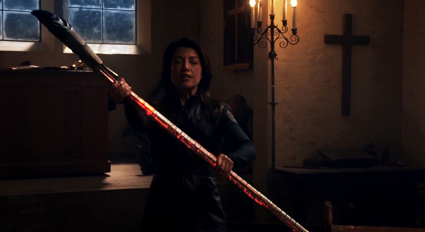 May With The Berserker Staff In Agents Of SHIELD S1E08 The Well