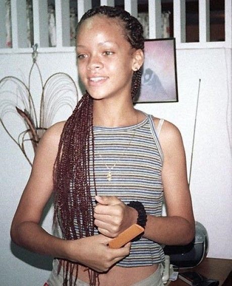 Here Are 20 Rare Photos Of Rihanna Before Fame Thethings
