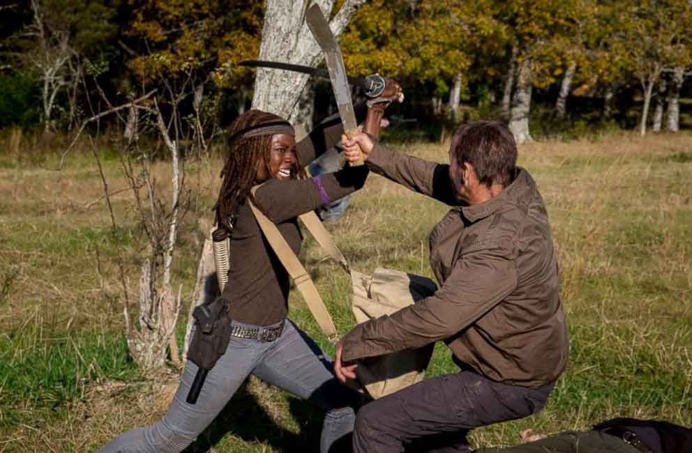 Danai Gurira shoots a fight scene as Michonne in 'The Walking Dead'