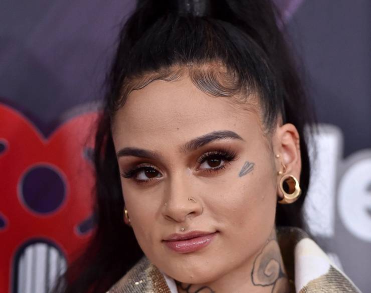 Amanda Bynes And 14 Other Celebs With Real Face Tattoos Plus 5 With Fakes