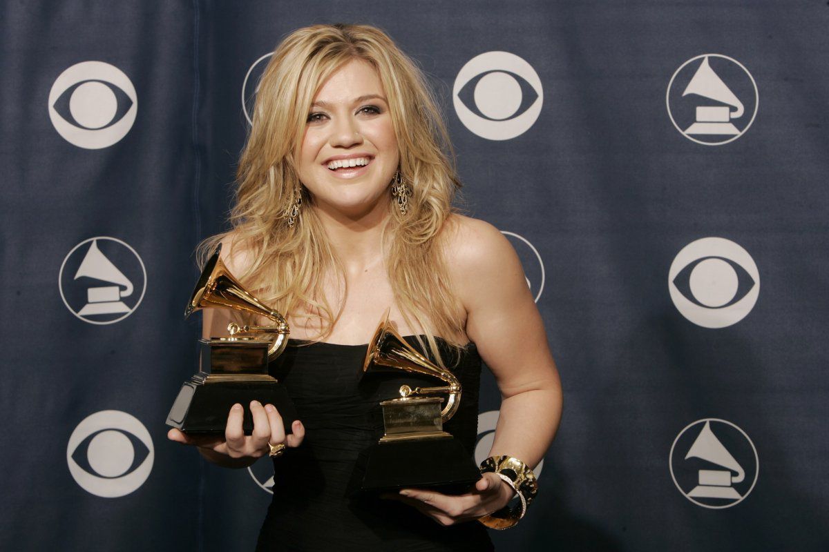 Kelly Clarkson 2006 Grammys