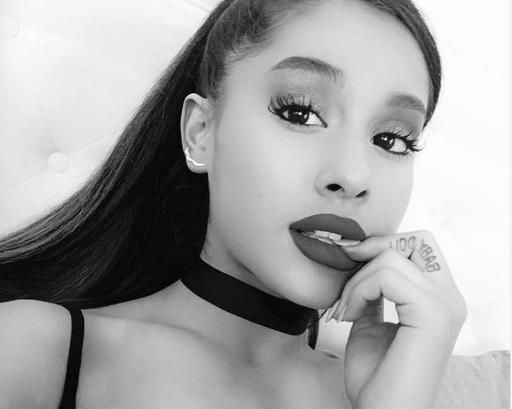 Here S What Ariana Grande S Tattoos Mean Thethings Here S What Ariana Grande S Tattoos Mean Thethings