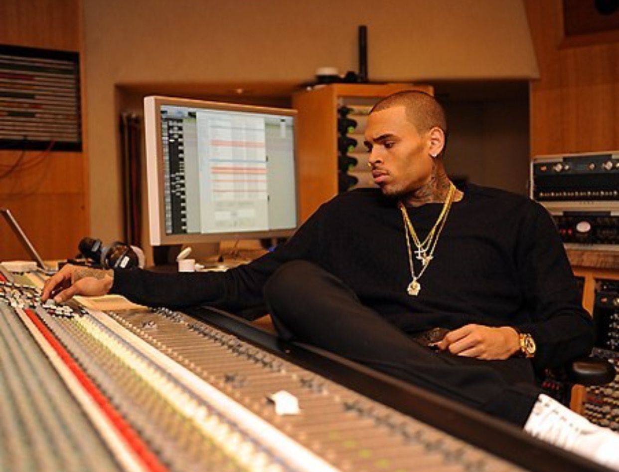 Chris Brown albumai