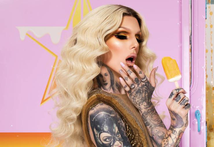 15 Photos Of The Things Jeffree Star Spends His Millions On