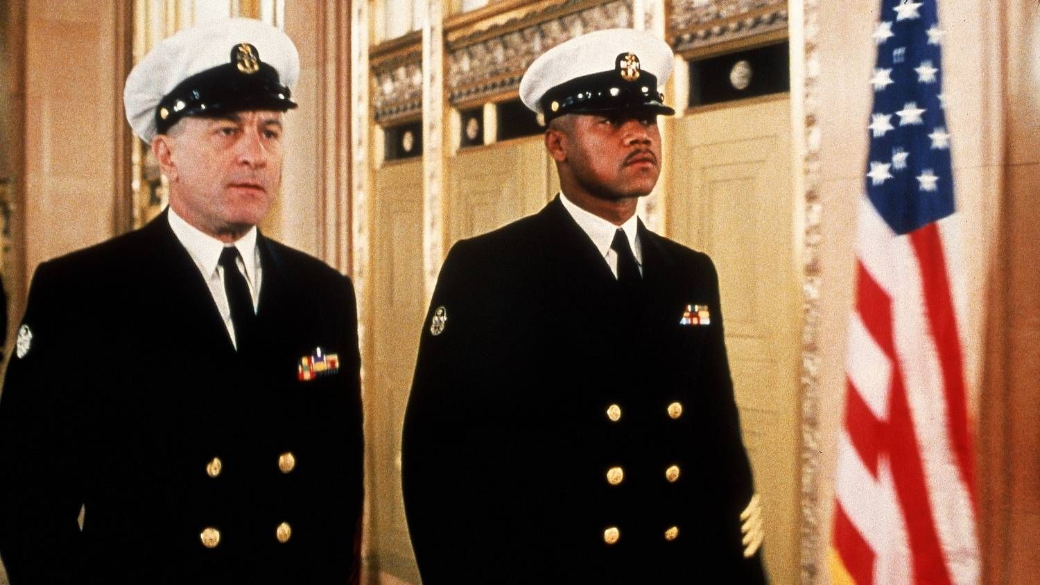 Cuba Gooding Jr. and Robert De Niro on the scene of Men Of Honor