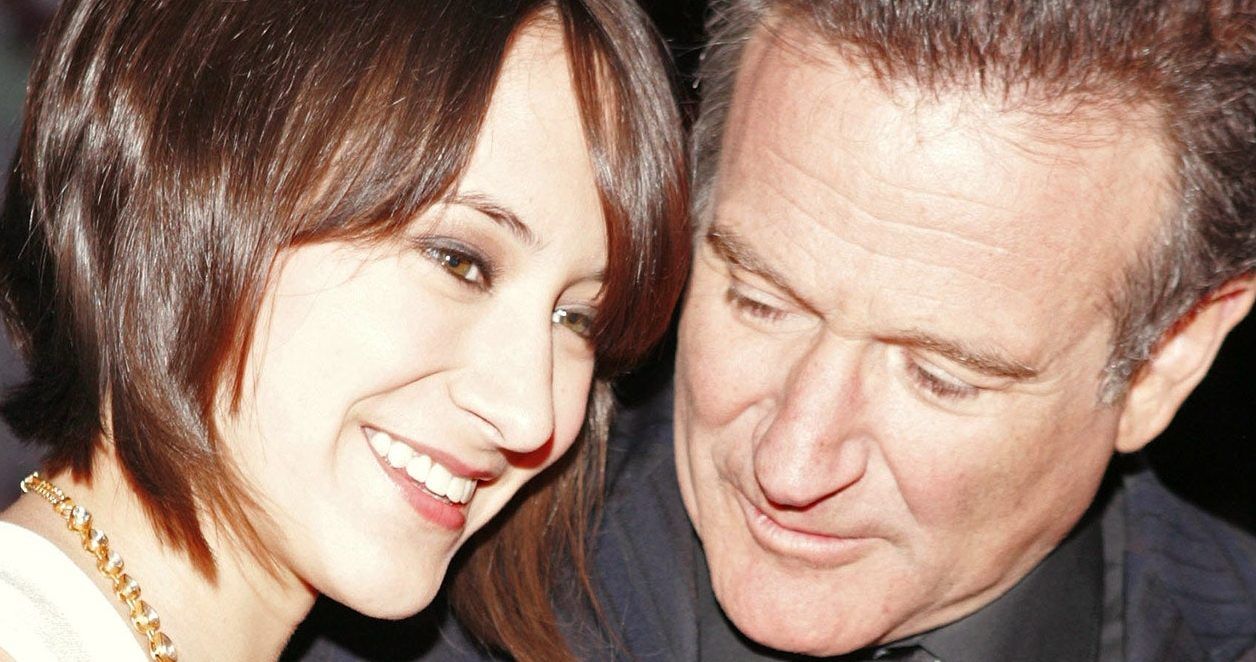 Zelda Williams Uncovers Old Photos With Late Father Robin Williams