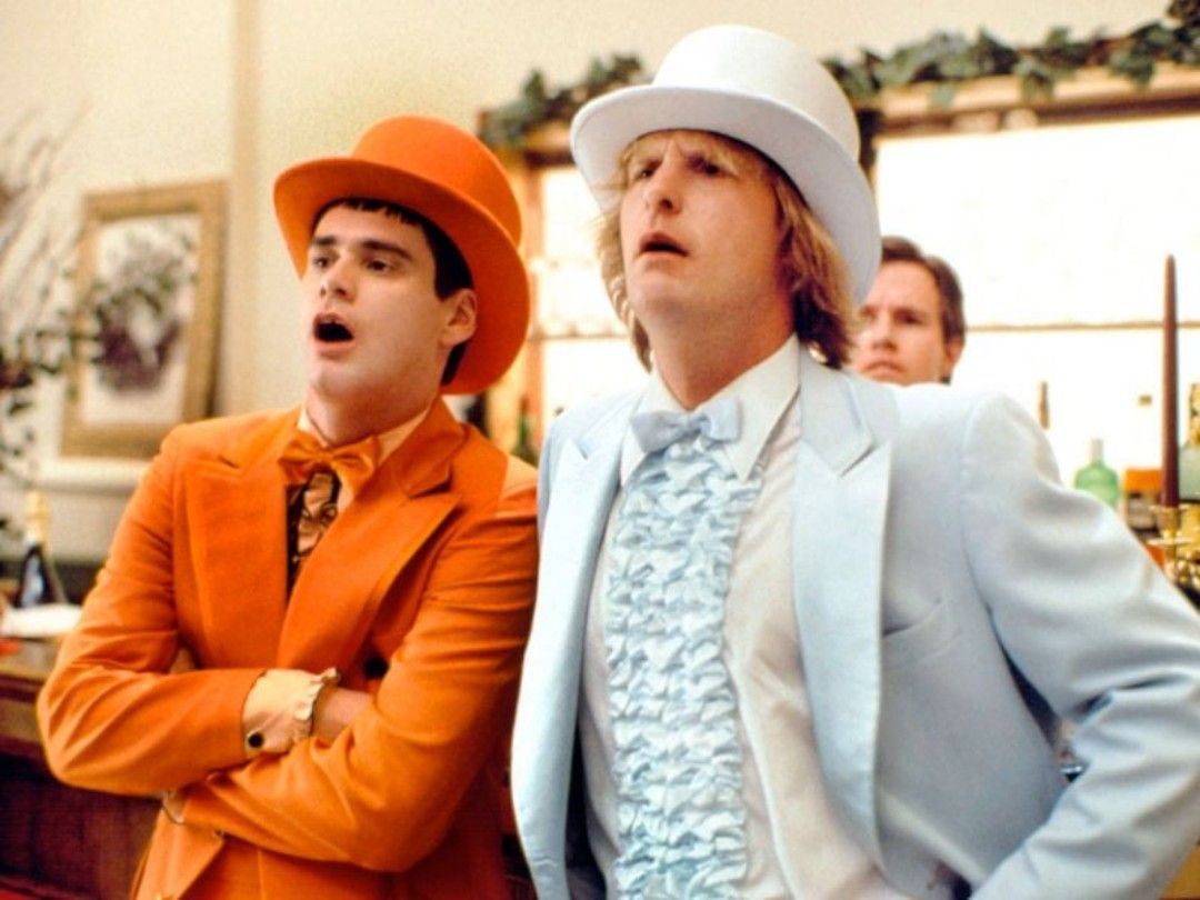 Loyd and Harry in suits Dumb and Dumber 