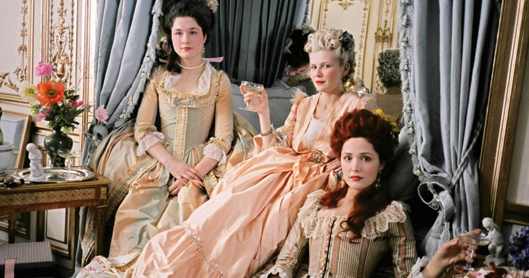 Here's How Marie Antoinette Was Historically Accurate... How It Wasn't