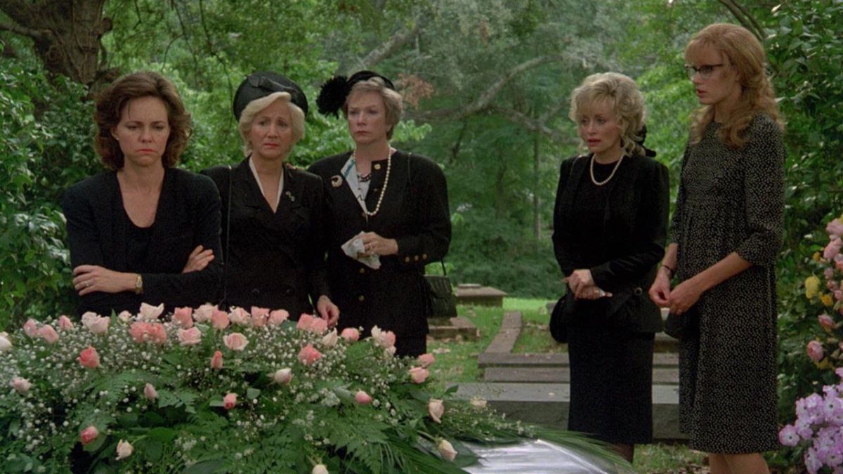 Steel Magnolias funeral scene 