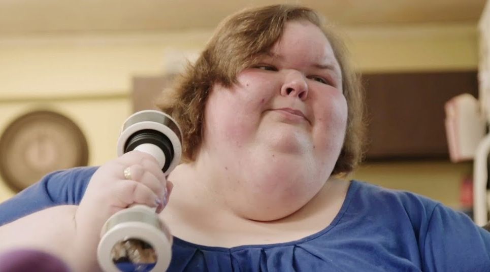 Star of 1000 pound sister working out
