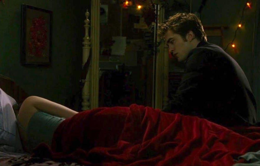 Edward Watches Bella 