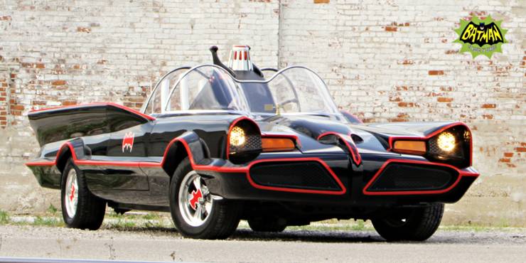 Vetroresina Freaks Personalizzato Batmobile Replica LX2