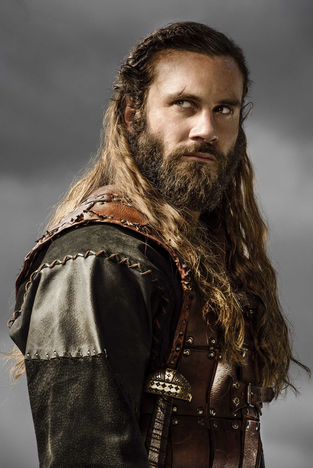 Clive Standen in Vikings 