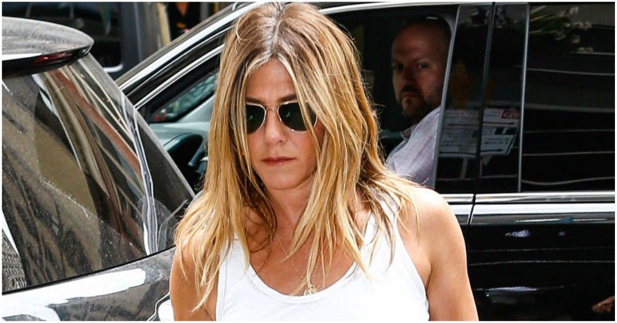 JENNIFER ANISTON ALLEGEDLY TREATED THIS ACTOR SO POORLY THAT SHE MADE THEM CRY