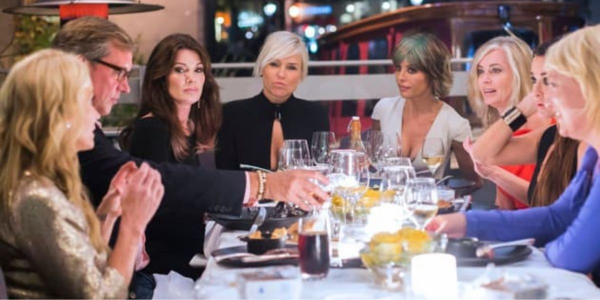 RHOBH Season 5 Cast at dinner in Amsterdam