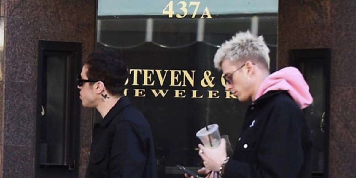 How Close Are Pete Davidson And Machine Gun Kelly?