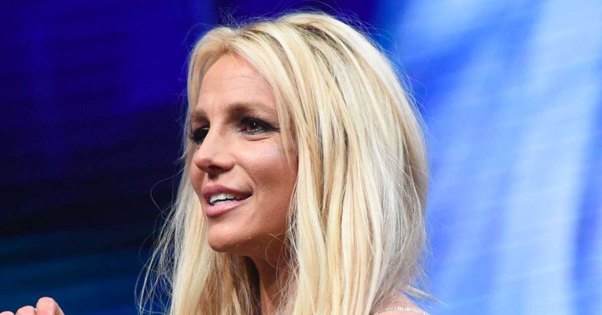 This Photo With A Concealed Face Is Clearly Not Britney Spears