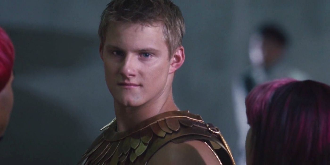 How tall is Vikings' Alexander Ludwig and who did he play in Hunger Games?