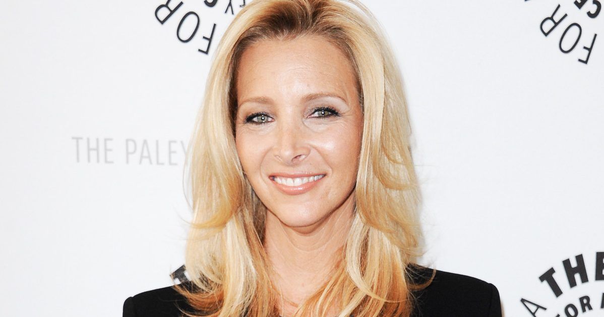 Here's Why Lisa Kudrow Is The Smartest 'Friends' Cast Member
