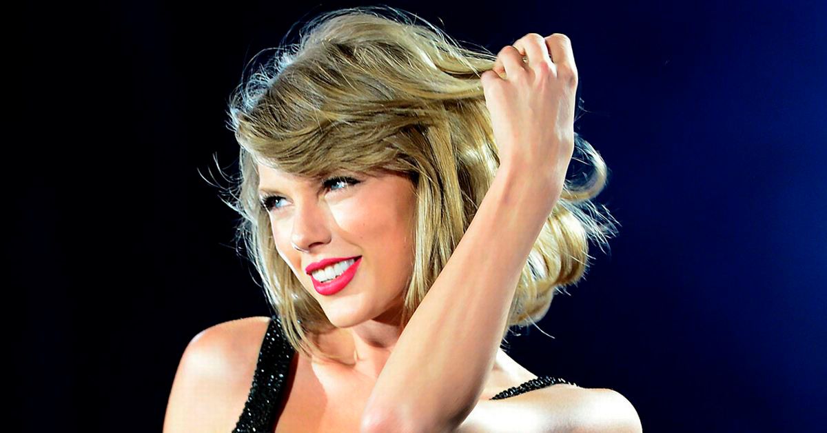 Heres Why Fans Think Taylor Swift Had To Get Her Teeth Fixed 