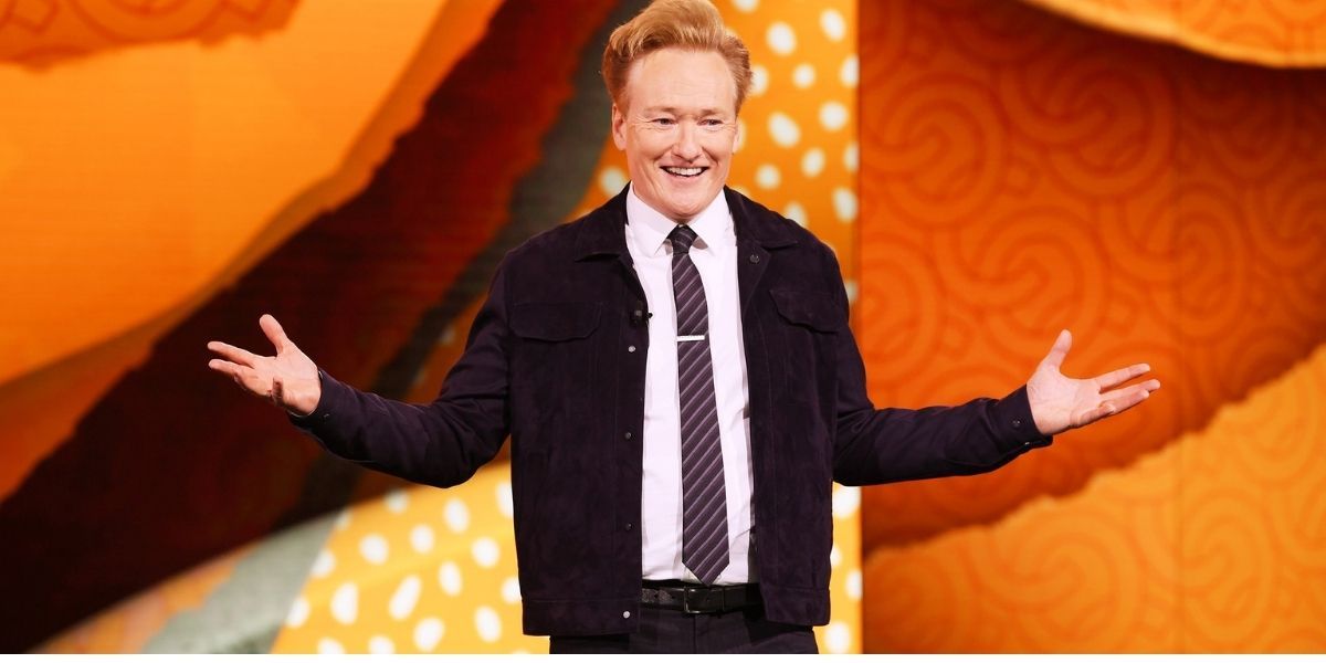 Conan O'Brien on set of the Conan Show