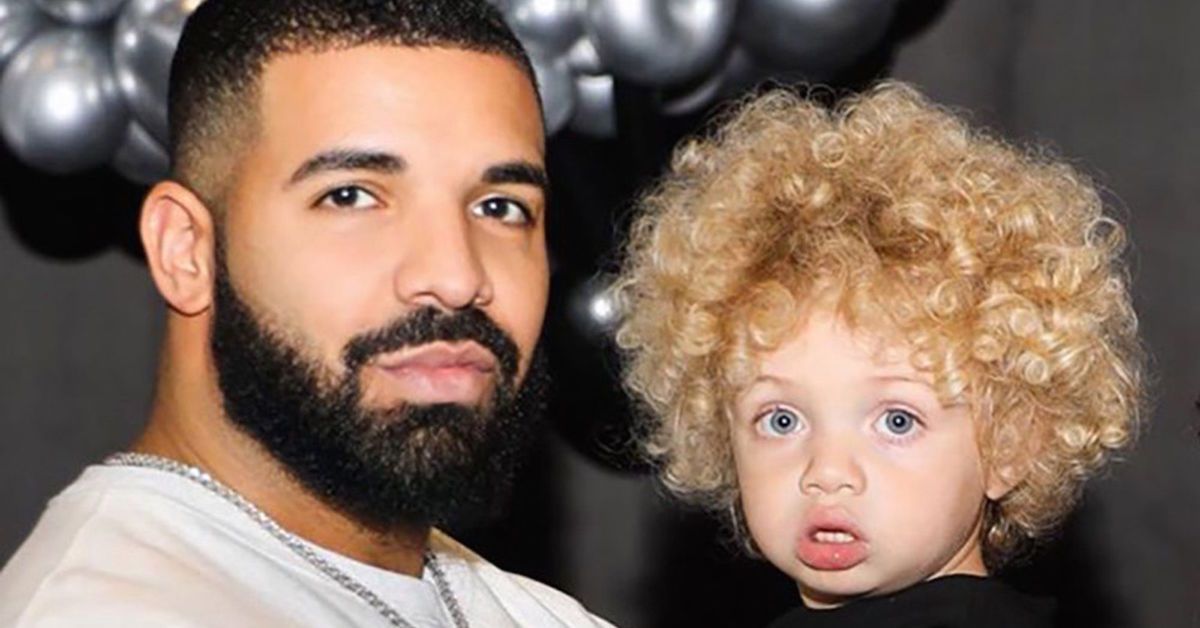 Drake Takes Adorable PostThanksgiving Nap With His Son
