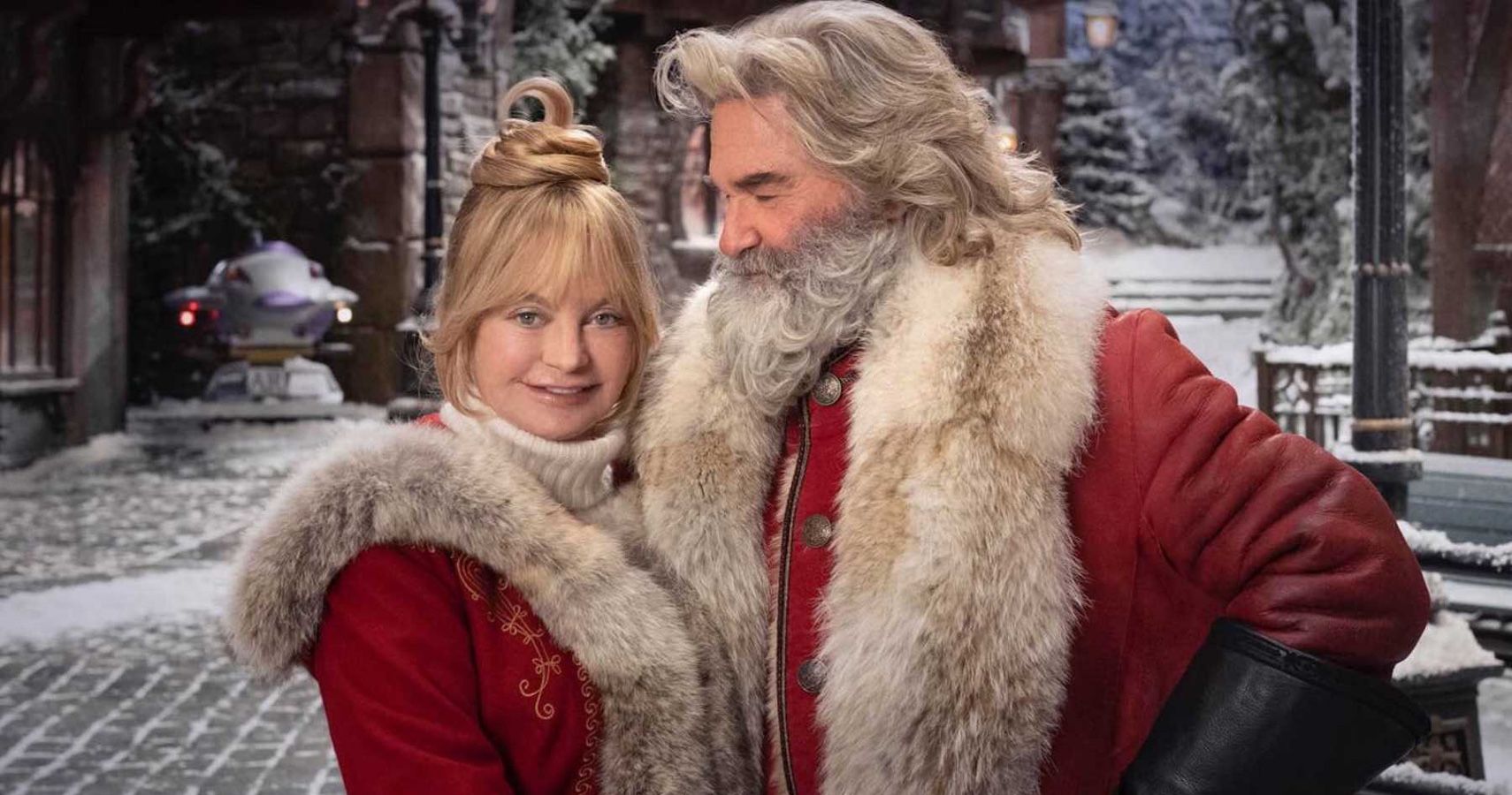 Goldie Hawn and Kurt Russell as Mrs. Claus and Santa Claus