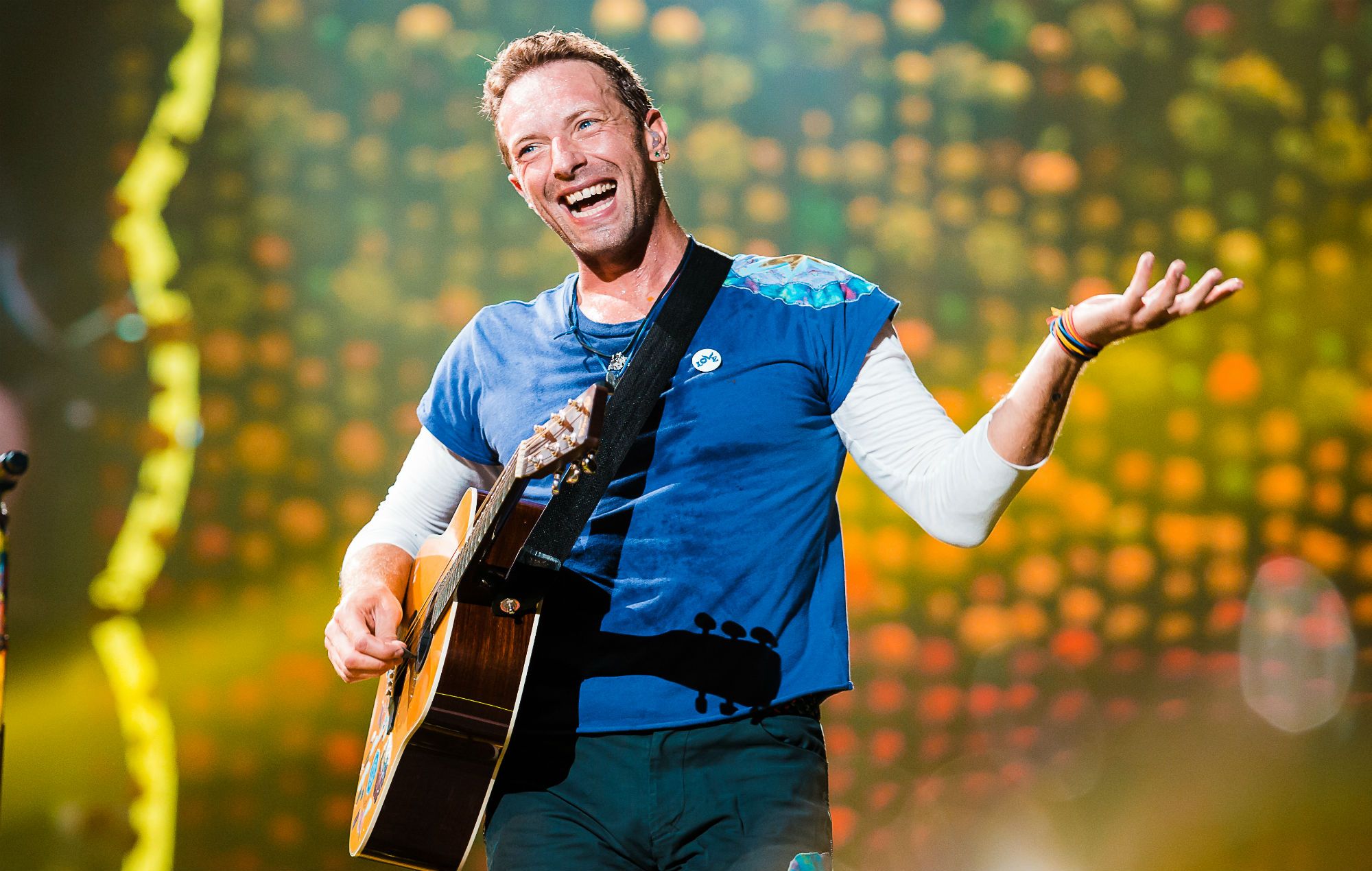 How Rich Is Chris Martin Compared To His Coldplay Bandmates?