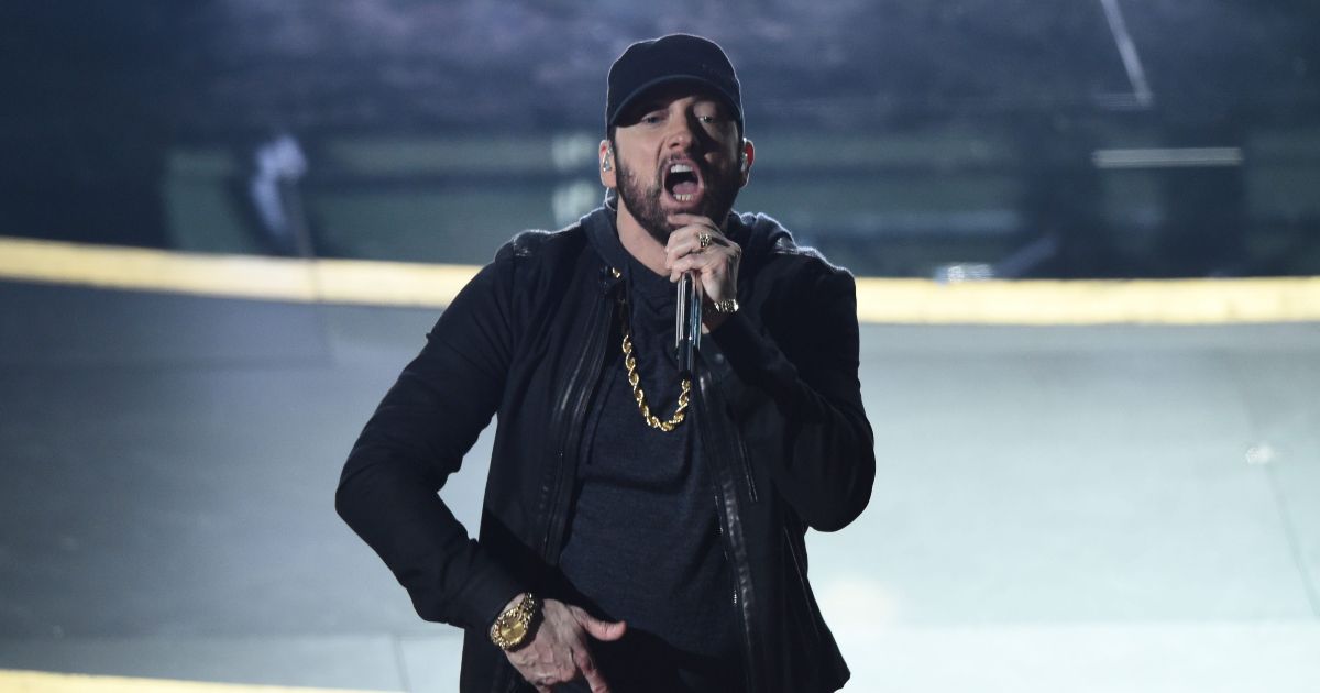 Eminem's Latest Song Has References To Rihanna, Mariah Carey, And ...