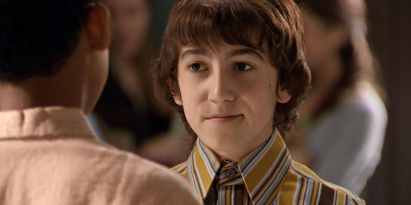 Vincent Martella as Greg on 'Everybody Hates Chris'