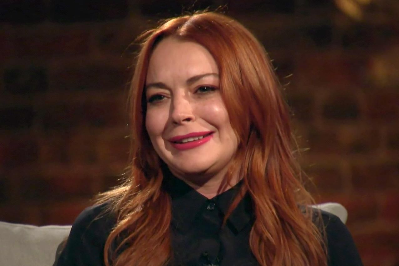 Lindsay Lohan being interviewed while in tears