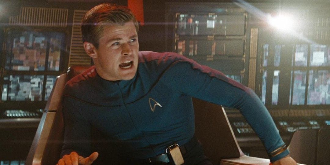 Chris Hemsworth in Star Trek Into Darkness