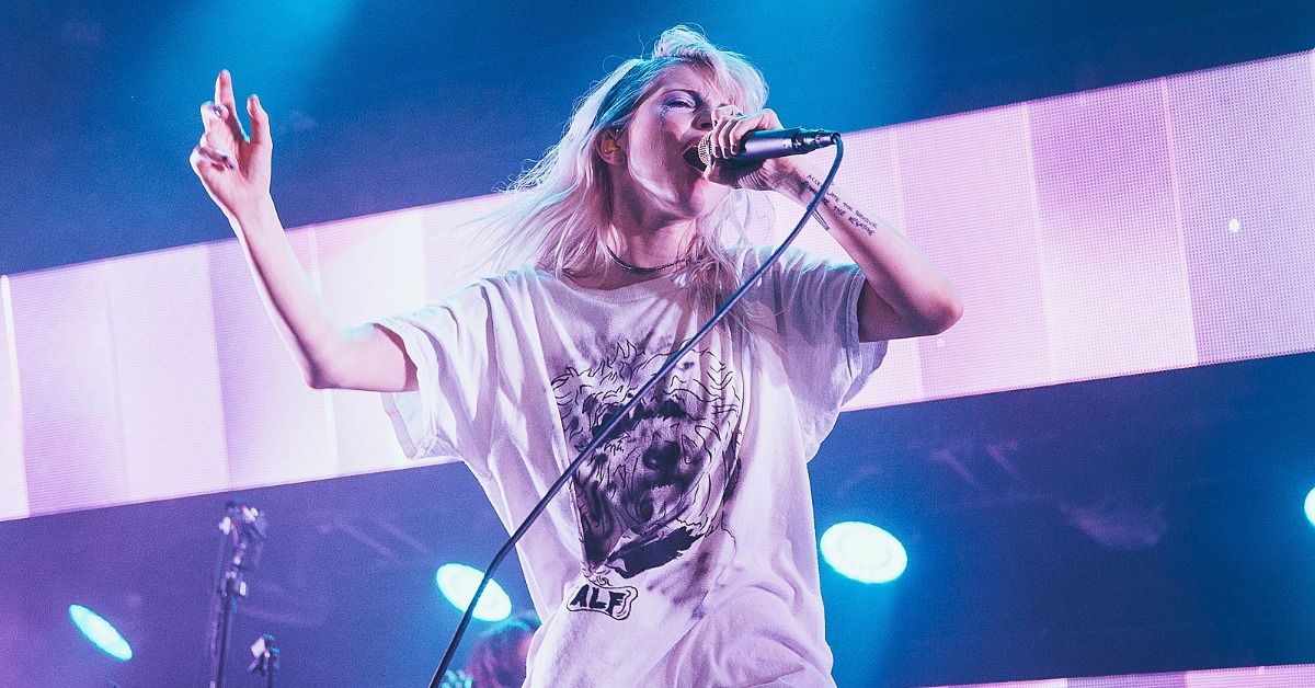 Hayley Williams Celebrates 10th Anniversary of Paramore's Self-Titled Album  with Touching Message to Fans - mxdwn Music