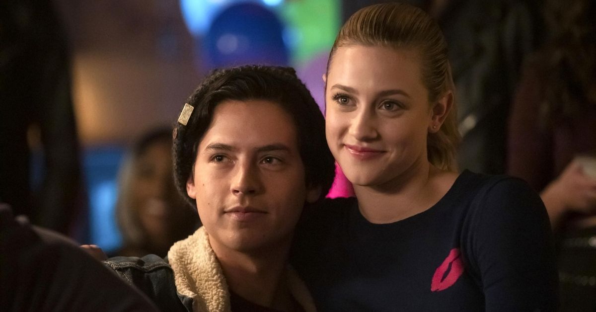 Riverdale Fans Emotional Over New Prom Still Featuring Betty And Jughead