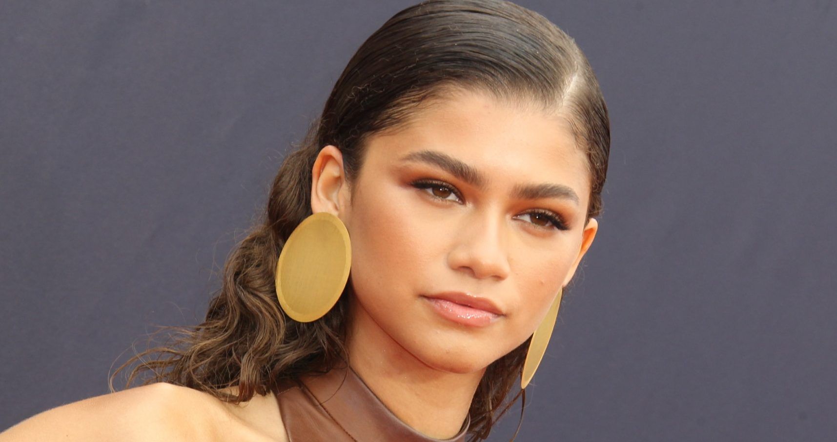 Zendaya Explains Why She Has To Take Social Media Breaks For Mental Health