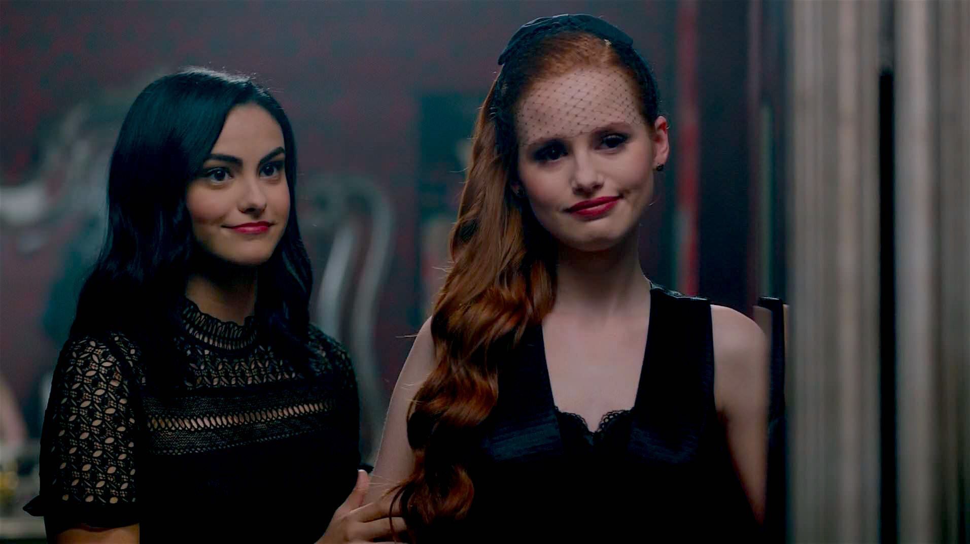 Madelaine Petsch And Camila Mendes in Riverdale