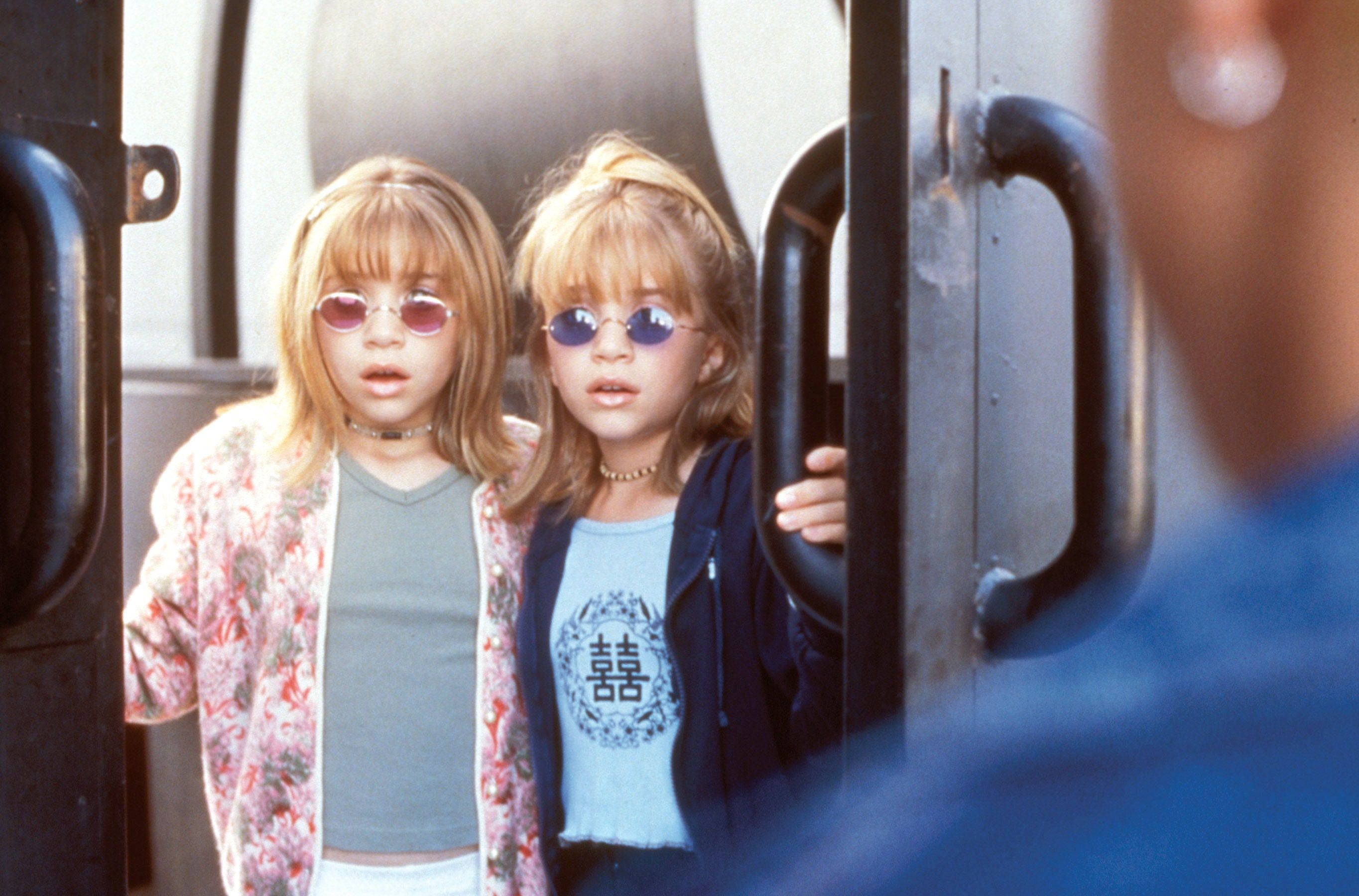 Mary Kate and Ashley Olsen in Passport to Paris