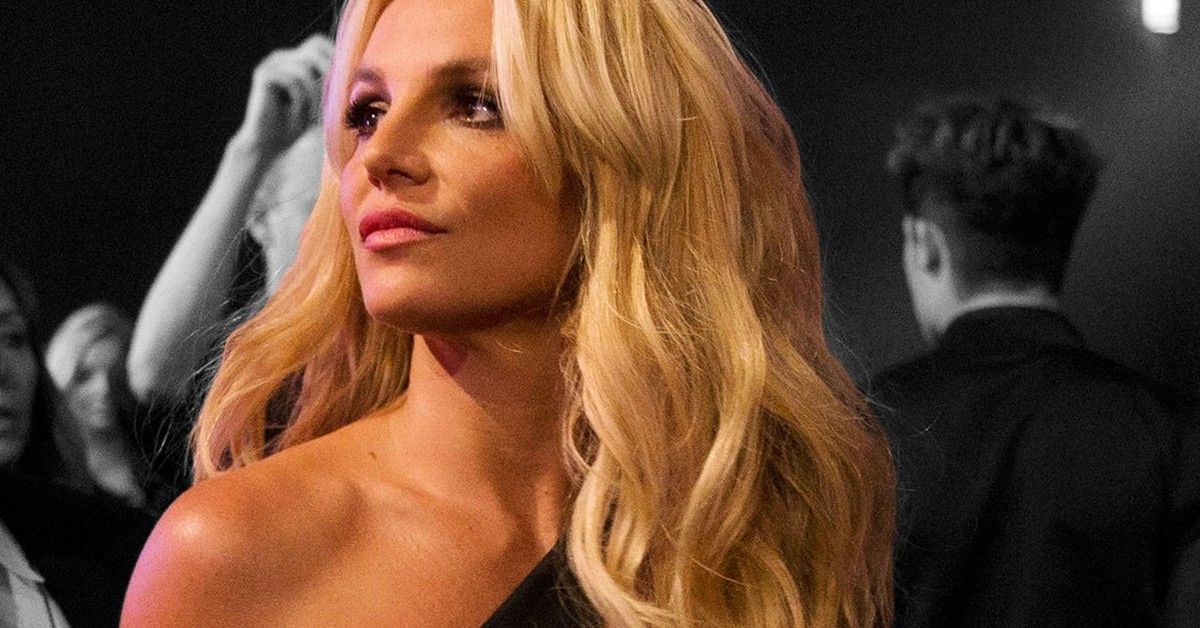 Fans Want To Know Exactly How Britney Spears Will Volunteer While Trapped At Home