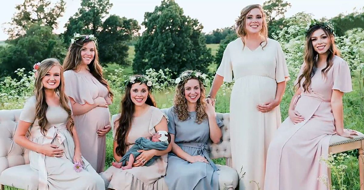'Counting On' Fans Get First Glimpse Of Another Pregnant Duggar
