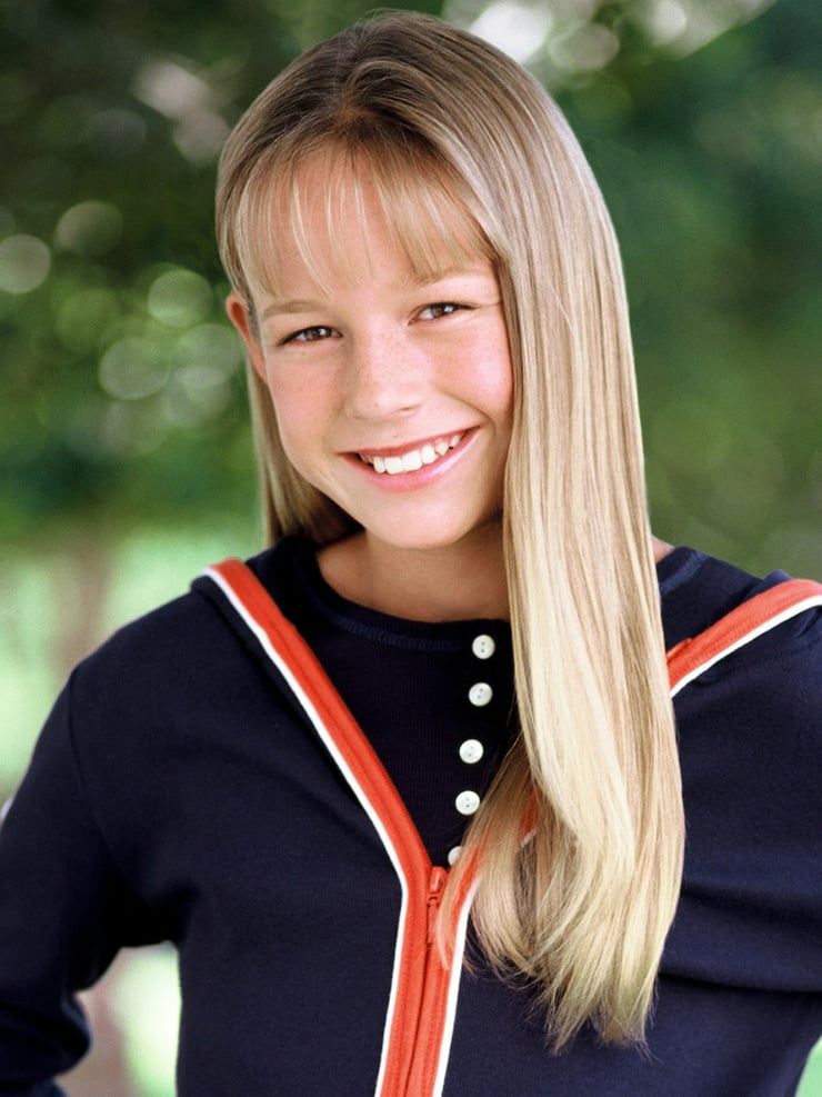 A young Brie Larson in Raising Dad