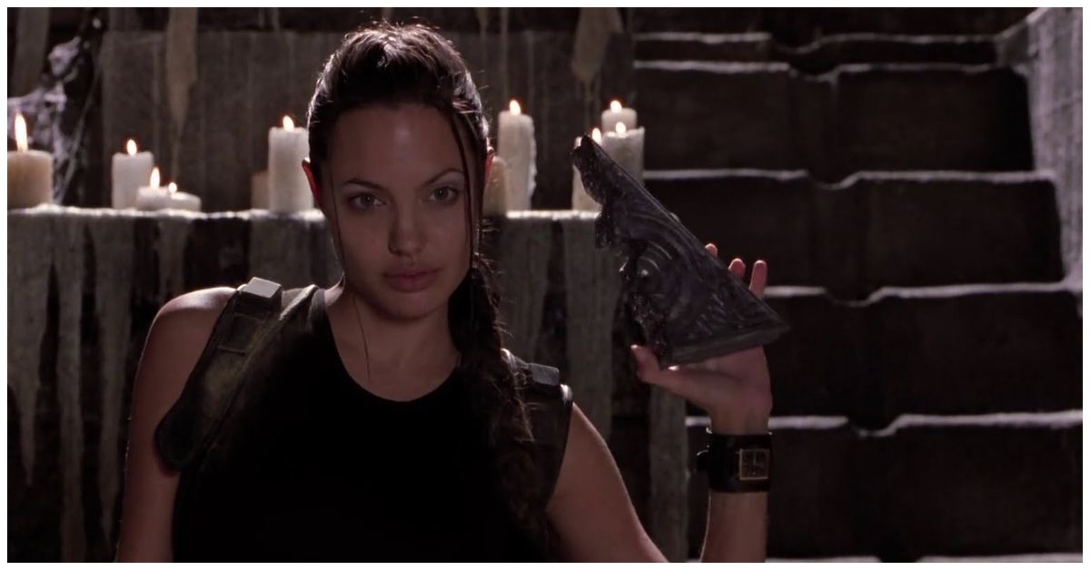 Angelina Jolie Lara Croft tomb raider triangle