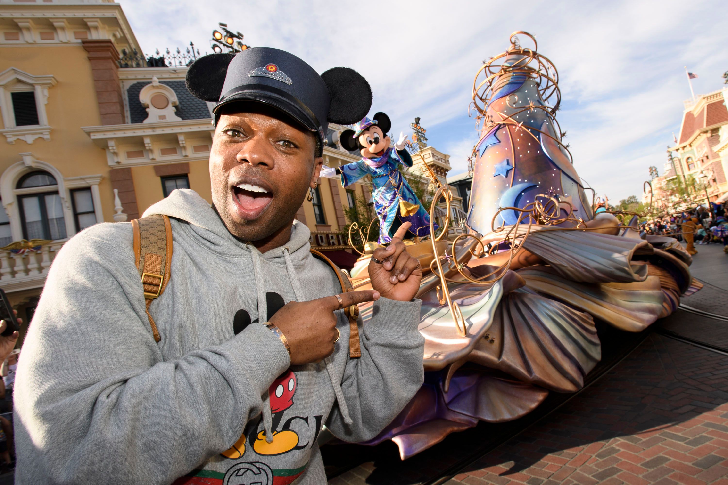 ANAHEIM, CALIFORNIA - FEBRUARY 28:  In this handout photo provided by Disneyland Resort, singer Todrick Hall poses with Mickey Mouse during the official debut of the &quot;Magic Happens&quot; parade at Disneyland Park on February 28, 2020 in Anaheim, California. (Photo by Richard Harbaugh/Disneyland Resort via Getty Images)