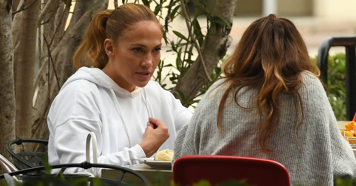 jlo candid eating