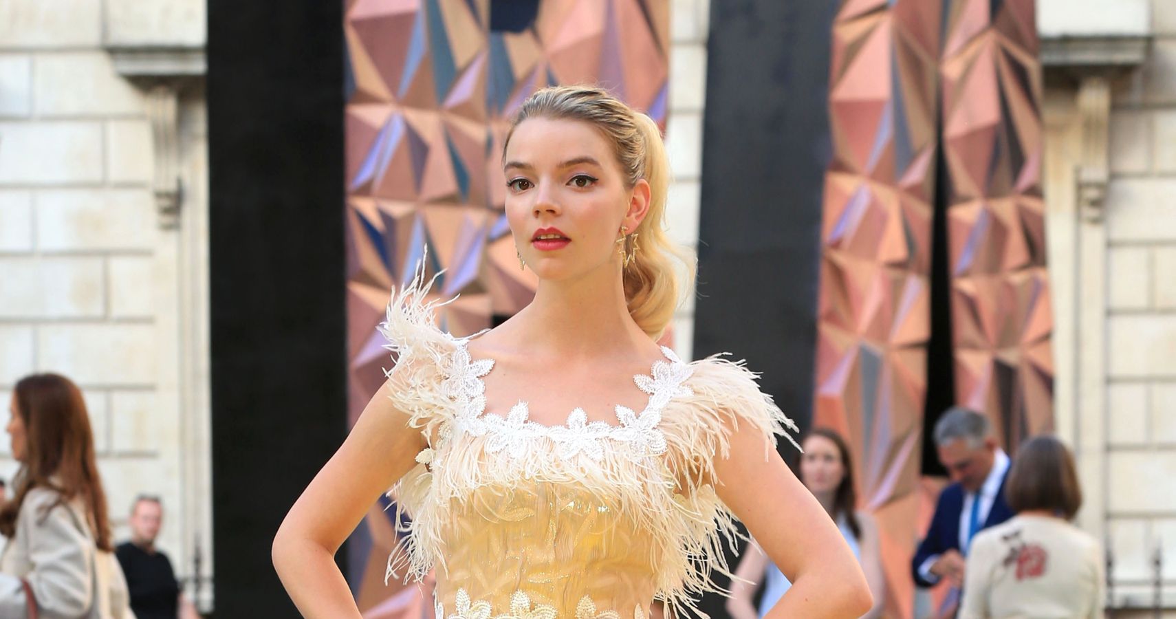 Anya Taylor-Joy and Lil Nas X will appear in the final episode of this season of Saturday Night Live set to air on May 22.