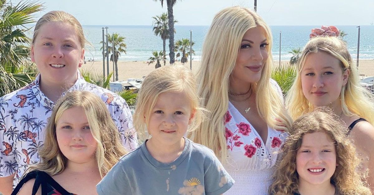 Fans Prod Tori Spelling As Husband Fails To Appear In Her Mother's Day